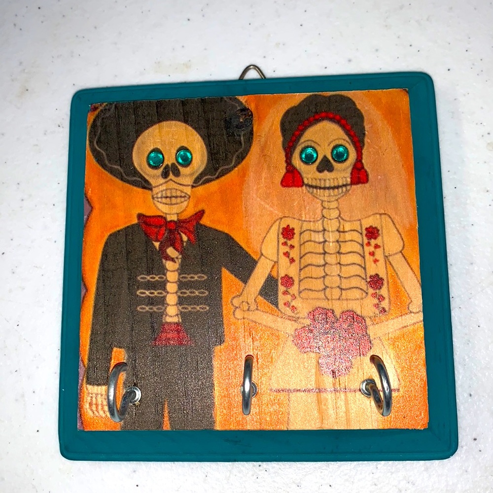 Dia de Los Muertos Key Ring Wall Plaque